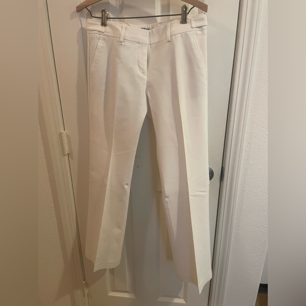 Banana Republic White - size 4 pants.